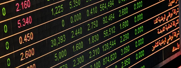 GBP caves in to rising Gilt bond yields